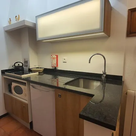 Hotel apartamentowy Solar Dos Carvalhos - De Turismo Nazaré